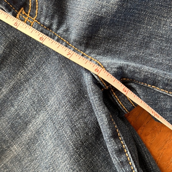 Old Navy Sweetheart Jeans - Picture 9 of 10